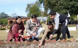 cm-dhami-