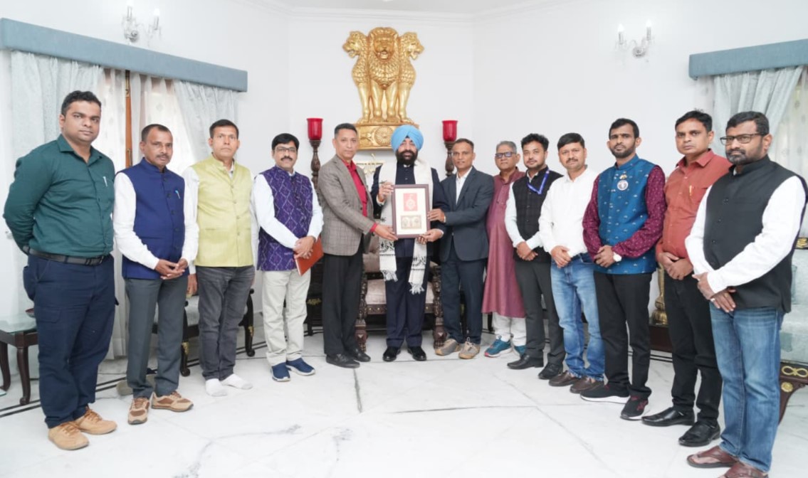rajyapaal-and-journalist-