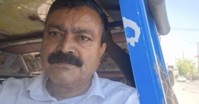 नो व्हीकल डे: विक्रम से कार्यालय पहुंचे, मुख्य महाप्रबंधक, निर्माण विंग, पेयजल निगम के मुख्य प्रशासनिक अधिकारी विजय खाली