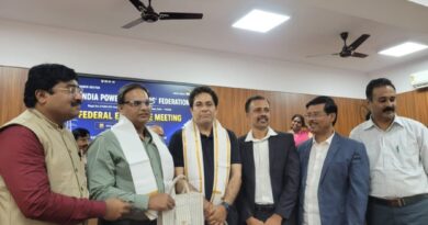 विद्युत संशोधन विधेयक, निजीकरण, कर्नाटक में समानांतर लाइसेंस, एआई डाटा सेंटर एवं कृषि डिस्कॉम के गठन के प्रयासों का विरोध; पुरानी पेंशन योजना बहाली की मांग
