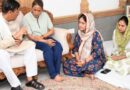 रेखा आर्या ने जसपाल राणा के आवास पहुँचकर दी श्रद्धांजलि, परिजनों को बंधाया ढांढस