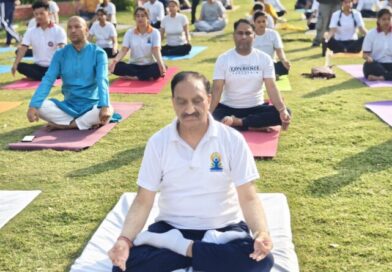 लेखक गाँव बना योग चेतना का केंद्र, हर माह चलेगा अंतर्राष्ट्रीय योग अभियान