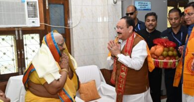 केंद्रीय मंत्री जे.पी. नड्डा एवं सीएम धामी ने शैलदीदी से भेंट की