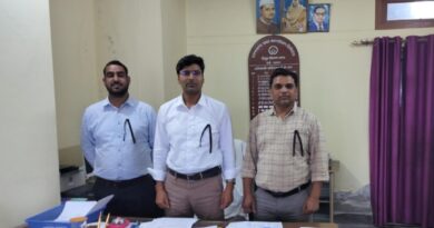 उत्तरांचल पावर इंजिनीयर्स एसोसिएशन ने काली पट्टी बांधकर किया आज कार्य