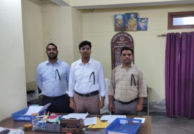 उत्तरांचल पावर इंजिनीयर्स एसोसिएशन ने काली पट्टी बांधकर किया आज कार्य