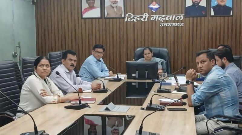 फार्मर रजिस्ट्री अभियान में तेजी लाएं, अधिक से अधिक किसानों का पंजीकरण सुनिश्चित करें: जिलाधिकारी