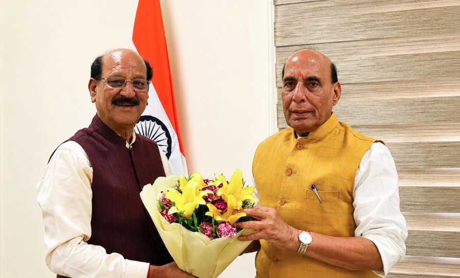 uniyal-and-rajnath (1)