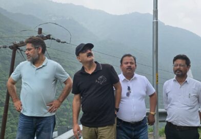 अधीक्षण अभियंता युद्धवीर तोमर के नेतृत्व में  UPCL की टीम ने मानसून से निपटने की बड़ी तैयारी