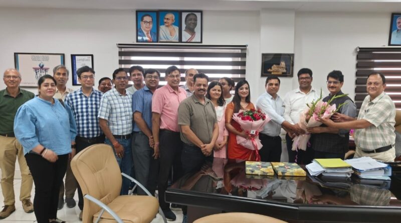 उत्तरांचल पावर इन्जीनियर्स एसोसिएशन के महासचिव मुकेश कुमार के नेतृत्व में एसोसिएशन  ने MD, UJVNL ए०के० सिंह से मुलाक़ात की