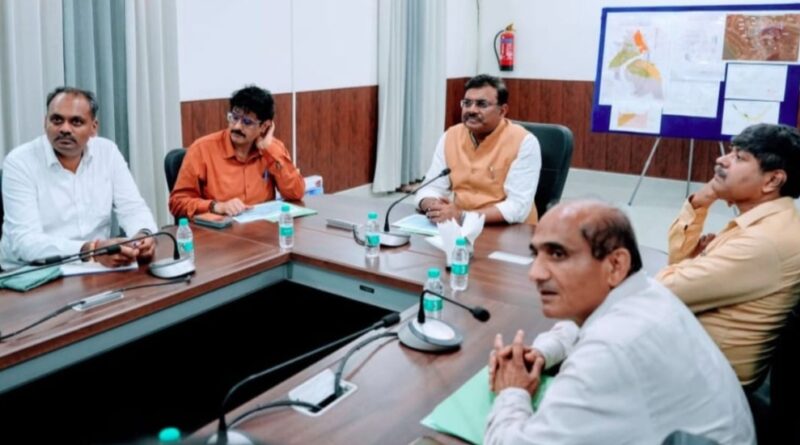 मुख्य सचिव ने किया लखवाड़ बहुउद्देशीय परियोजना का स्थलीय निरीक्षण