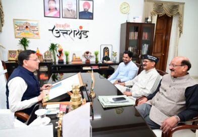 मुख्यमंत्री धामी से स्वास्थ्य मंत्री सुबोध उनियाल एवं विधायक किशोर उपाध्याय ने की भेंट