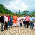 लेखक गाँव की रचनात्मक पहल से प्रभावित हुए भाजयुमो राष्ट्रीय अध्यक्ष तेजस्वी सूर्या