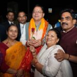 ऋषिकेश में मुख्यमंत्री पुष्कर सिंह धामी का स्थानीय लोगों एवं युवाओं ने किया भव्य स्वागत
